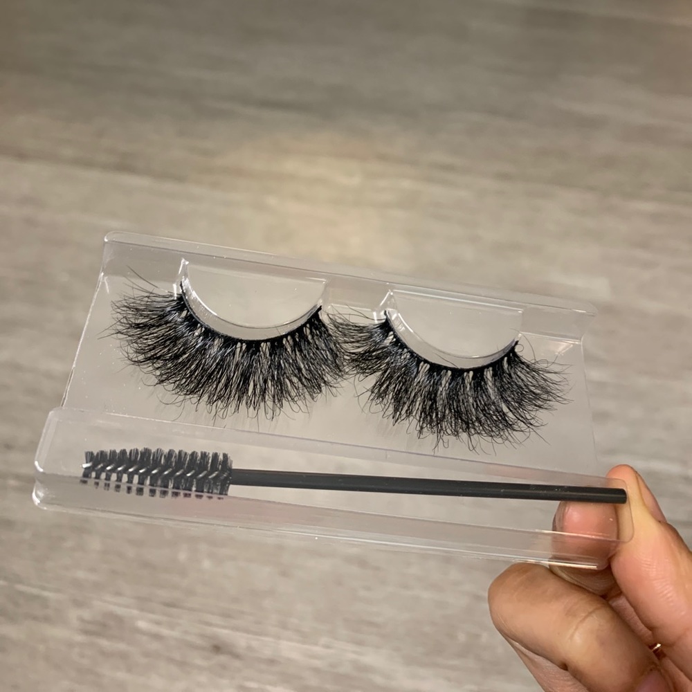 Mink Luxury Lashes 22mm In style FoxxyRoxxy